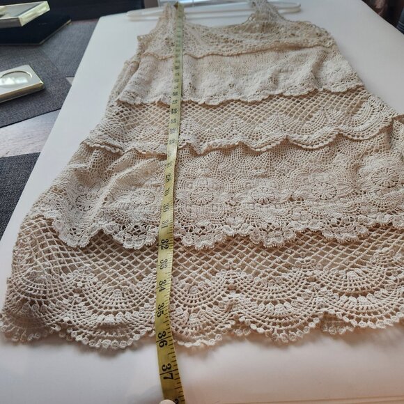 Gorgeous Layered Lace Dress with Lining Slip Beige American Eagle - Picture 7 of 7